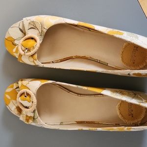 NWOT Mudd Size 7.5M Flats